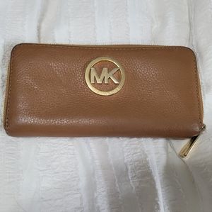Michael Kors Continental Wallet